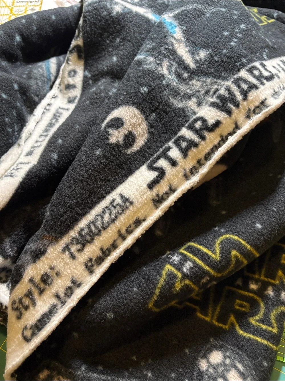 Star Wars The Force Awakens Fleece Fabric 2 yards - Please Read - Picture 2 of 3